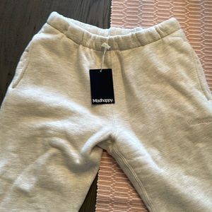 Madhappy NWT classic straight leg fleece in Oatmeal Heather size Medium